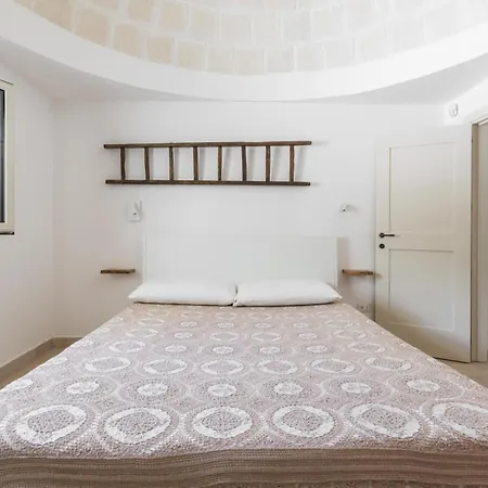 Trullo Lei By Borgo Paoli, Romantic Experience With Pool & Olive Trees In